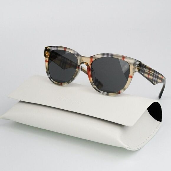 NEW Burberry BE4432U 412287 Vintage Check Dark Grey Oval Women Sunglasses - Picture 1 of 12